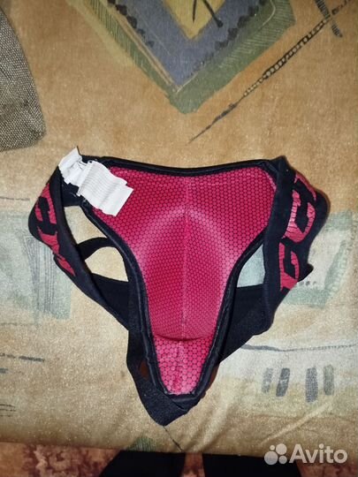 Хоккейная защита паха ccm