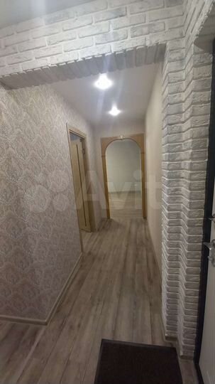 3-к. квартира, 56 м², 1/5 эт.