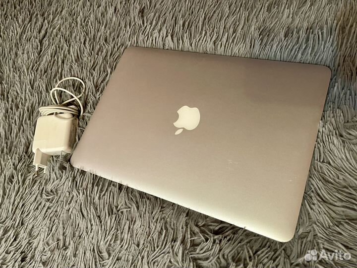 Apple MacBook Air 13 2012 SSD 256гб