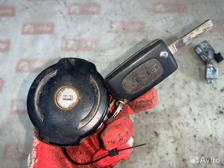 Замок зажигания Citroen C4 LA TU5JP4 2006