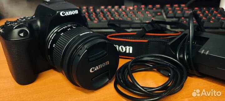 Canon eos 250d kit