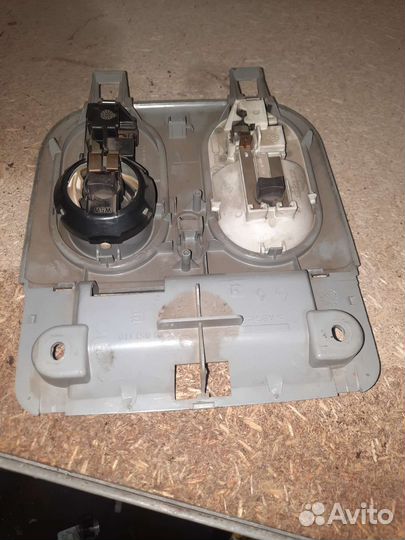 Renault Laguna 1 плафон салона