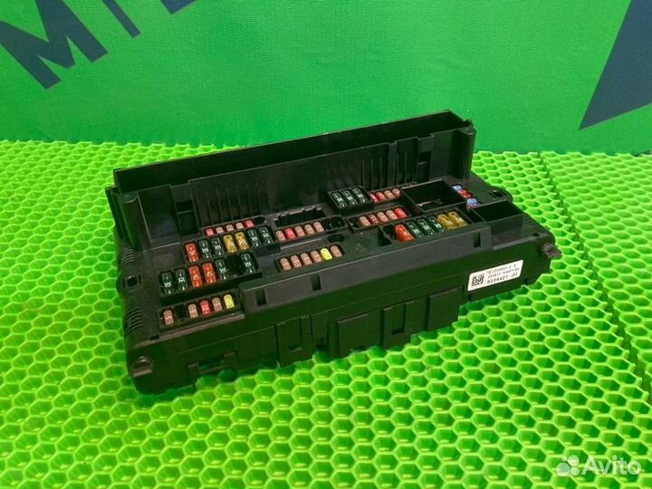 Блок предохранителей салонный Bmw 5 F10 N52B25