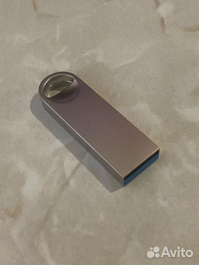 USB флешка 32GB