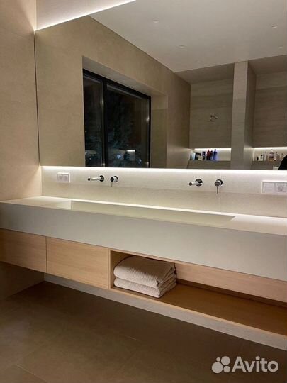 Гримерное зеркало с подсветкой