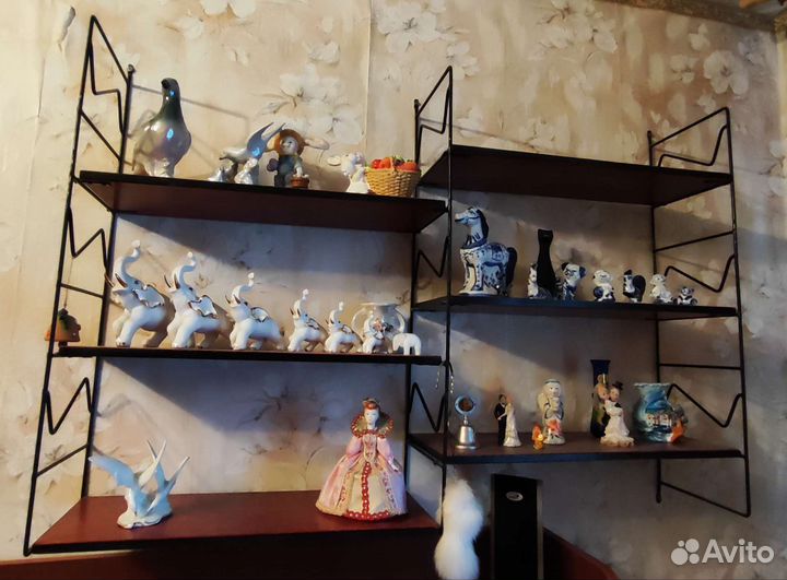 Полка книжная настенная