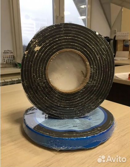 Уплотнитель кровельный псул 4м