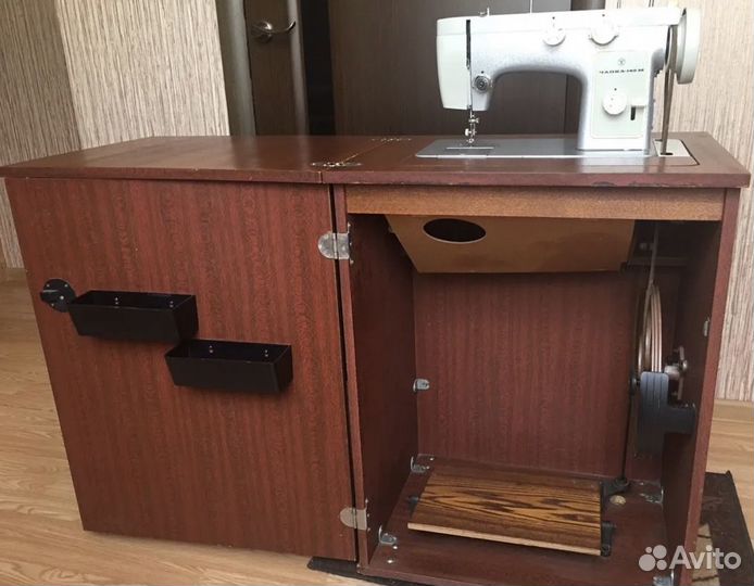 Швейная машинка ножная