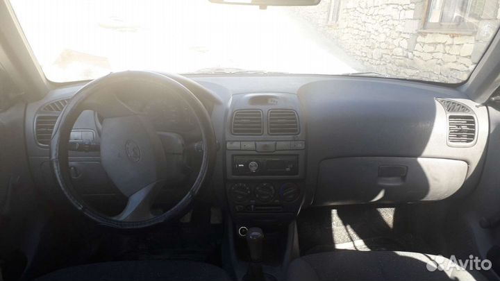 Hyundai Accent, 2008