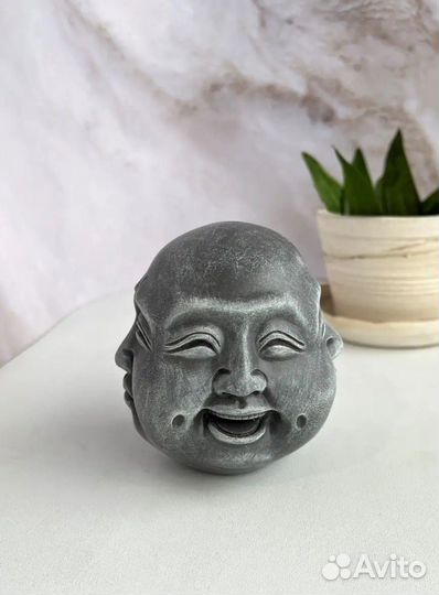 Многоликий Будда