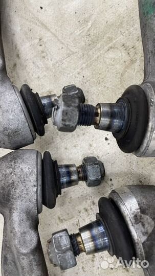 Рычаги передней подвески Mercedes W204