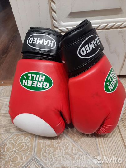 Боксерские перчатки 12 oz