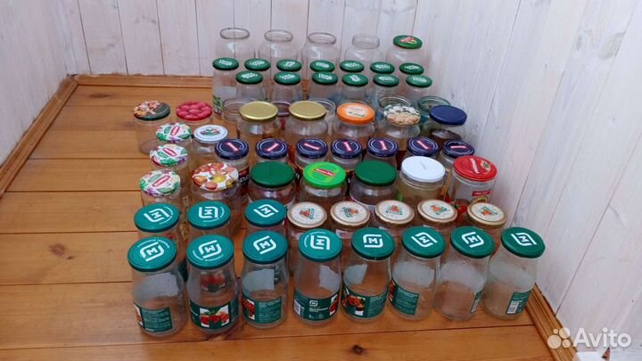 Банки стеклянные (разные, с крышками)