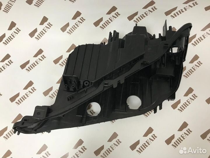 Левый корпус фары BMW 3 series F30 2011-2016