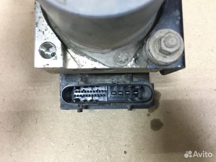 Блок ABS Hyundai Elantra HD G4FC 2009