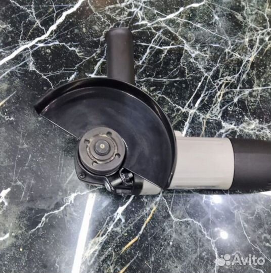 Углошлифовальная машина