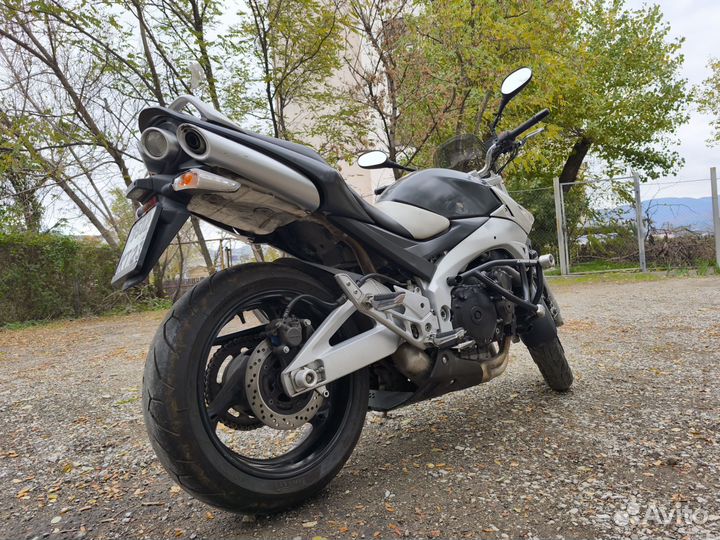 Suzuki GSR400 2006 год