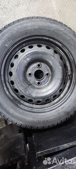 Комплект шин/дисков 195/60 R15 Nokian nordman rs2