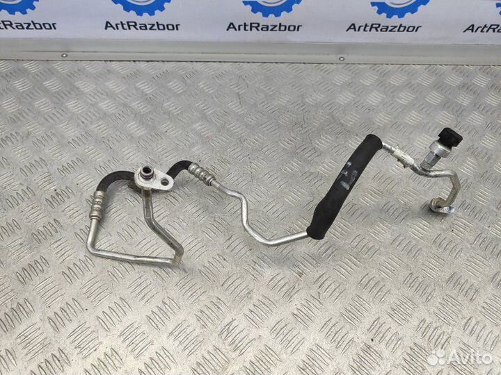 Трубка кондиционера Land Rover Discovery 5 L462