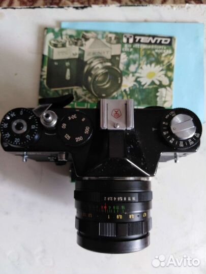 Пленочный фотоаппарат зенит