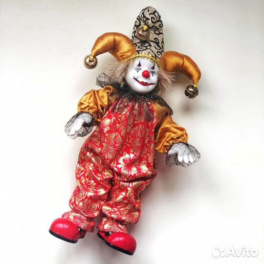 Фарфоровый клоун 35 см