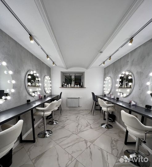 Аренда места визажиста/бровиста