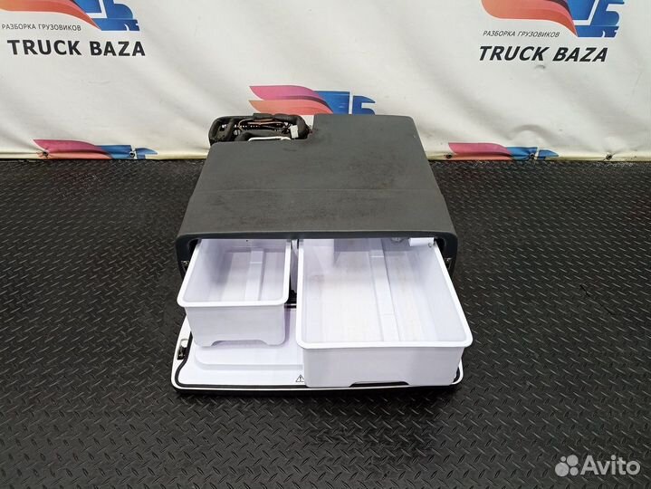 1906067 Холодильник Scania 5-series