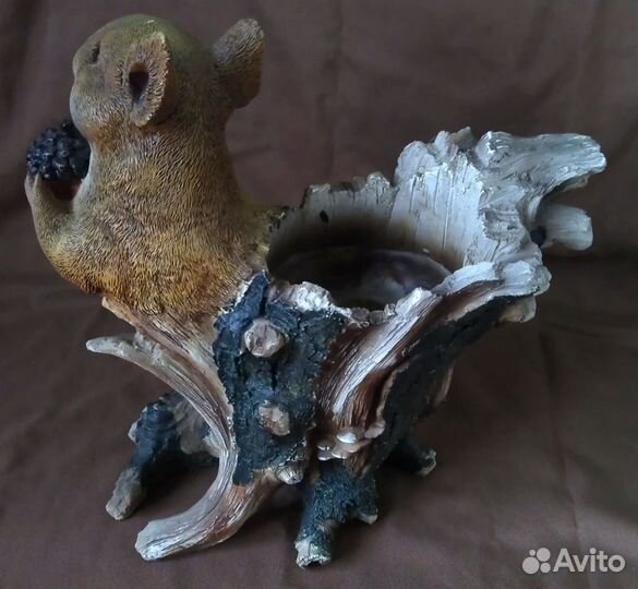 Скульптура Белка карандашница дерево, высота 24 см