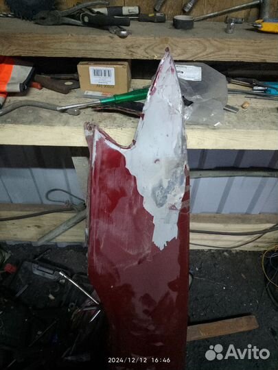 Крыло на мазду