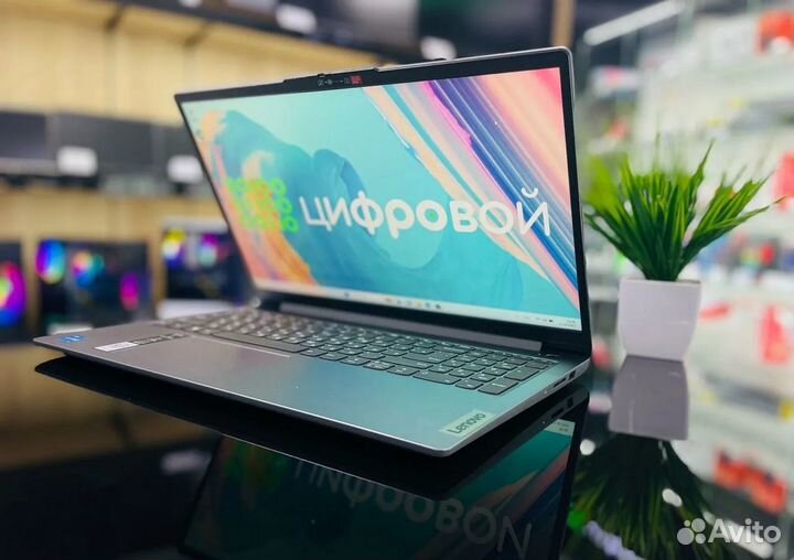 Мощный Ноутбук Lenovo 15,6