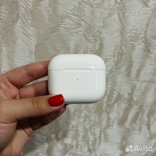 Наушники Apple Airpods 3 в идеальном состоянии