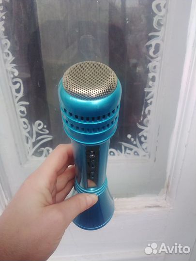 Беспроводной микрофон/ Мини колонка/ Mp 3 плейер