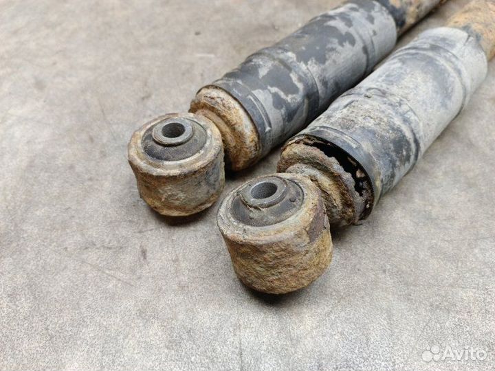 Амортизатор задний Opel Astra H (3D) 1.6 Z16XER