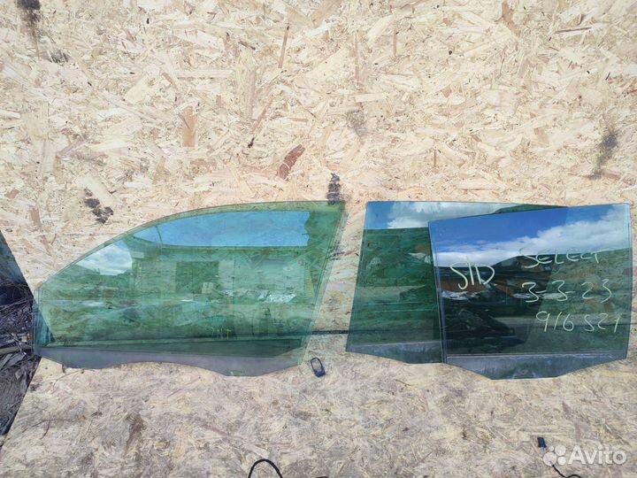 Стекло двери Vw Tiguan 1