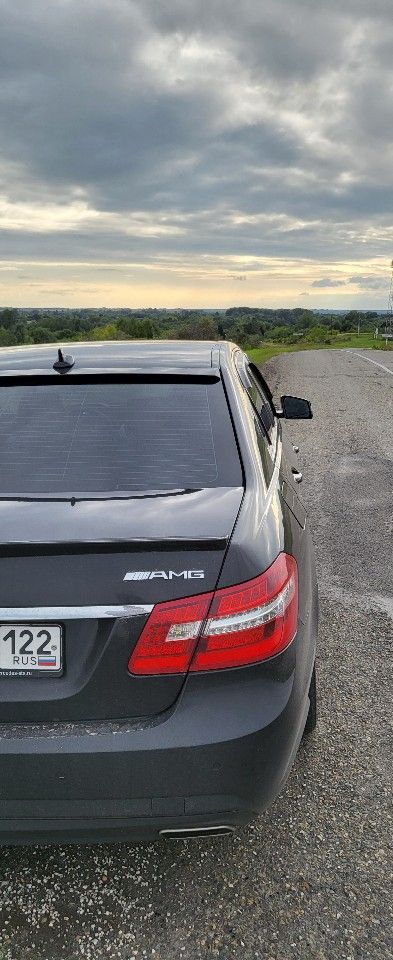 Mercedes-Benz E-класс: фото владельца