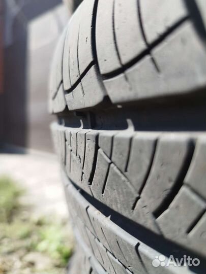 Michelin Latitude Tour HP 235/60 R18 107V