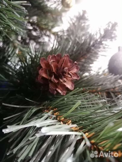 Елка искусственная