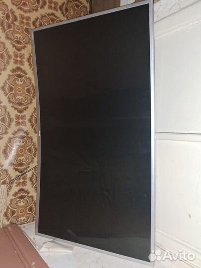 Монитор Philips BDM4037u