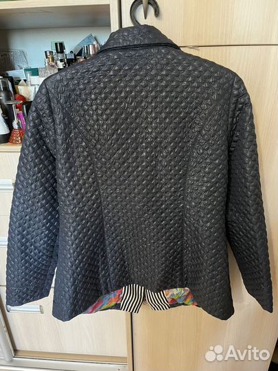 Куртка женская весна 50