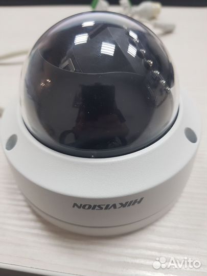 Камера купольная Hikvision DS-2CD2122FWD-IS