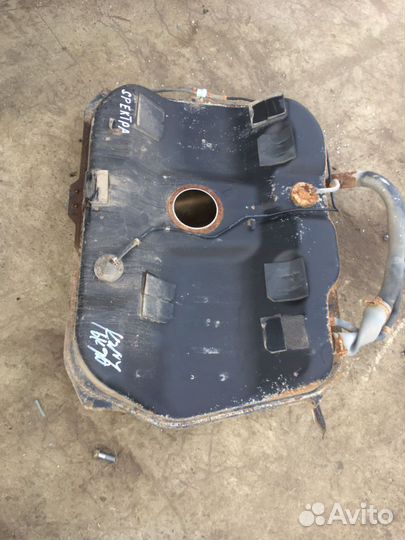 Бензобак Киа Спектра