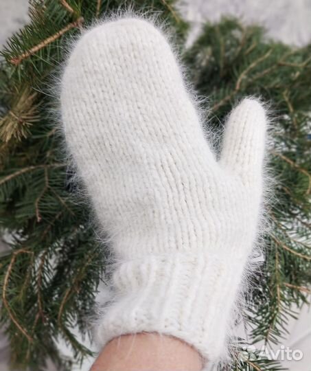 Варежки вязаные ручной работы