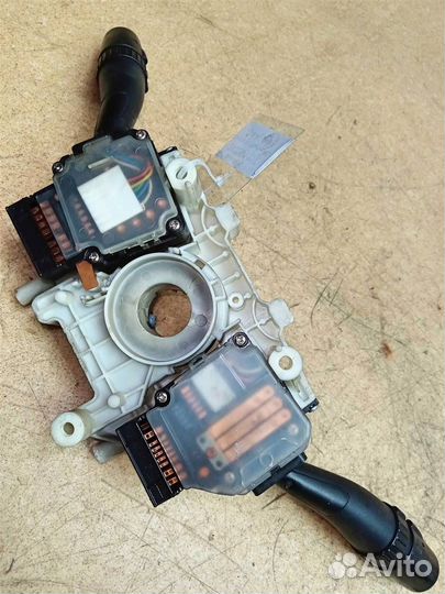 Переключатель подрулевой Hyundai Santa Fe I SM Cl