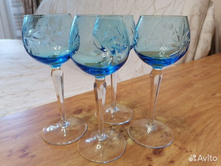 Хрустальные цветные фужеры, Богемия