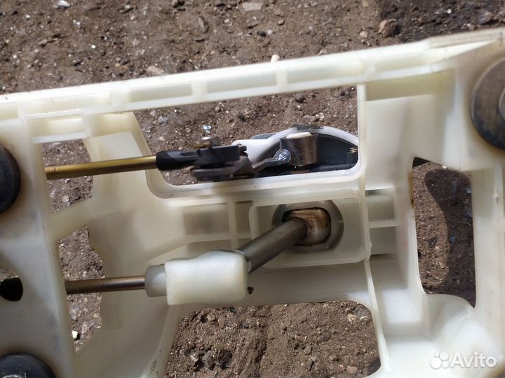 Кулиса кпп Митсубиси ланцер 9