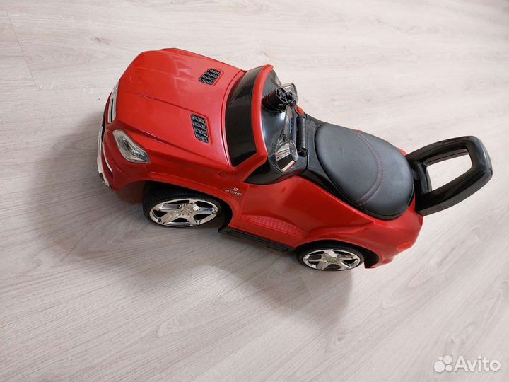 Машинка-каталка