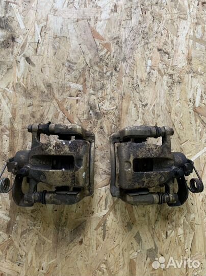 Суппорта задние kia rio 3/Hyundai Solaris