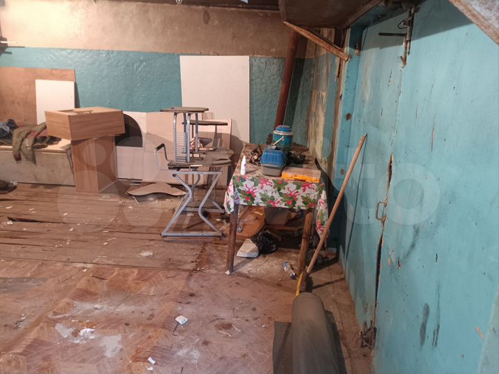 Гараж, > 30 м²