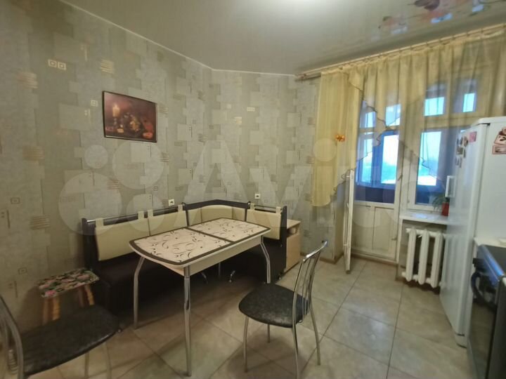 2-к. квартира, 79 м², 2/9 эт.