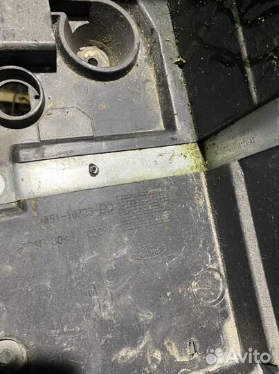 Площадка акб Ford Focus 2 опора аккумулятора